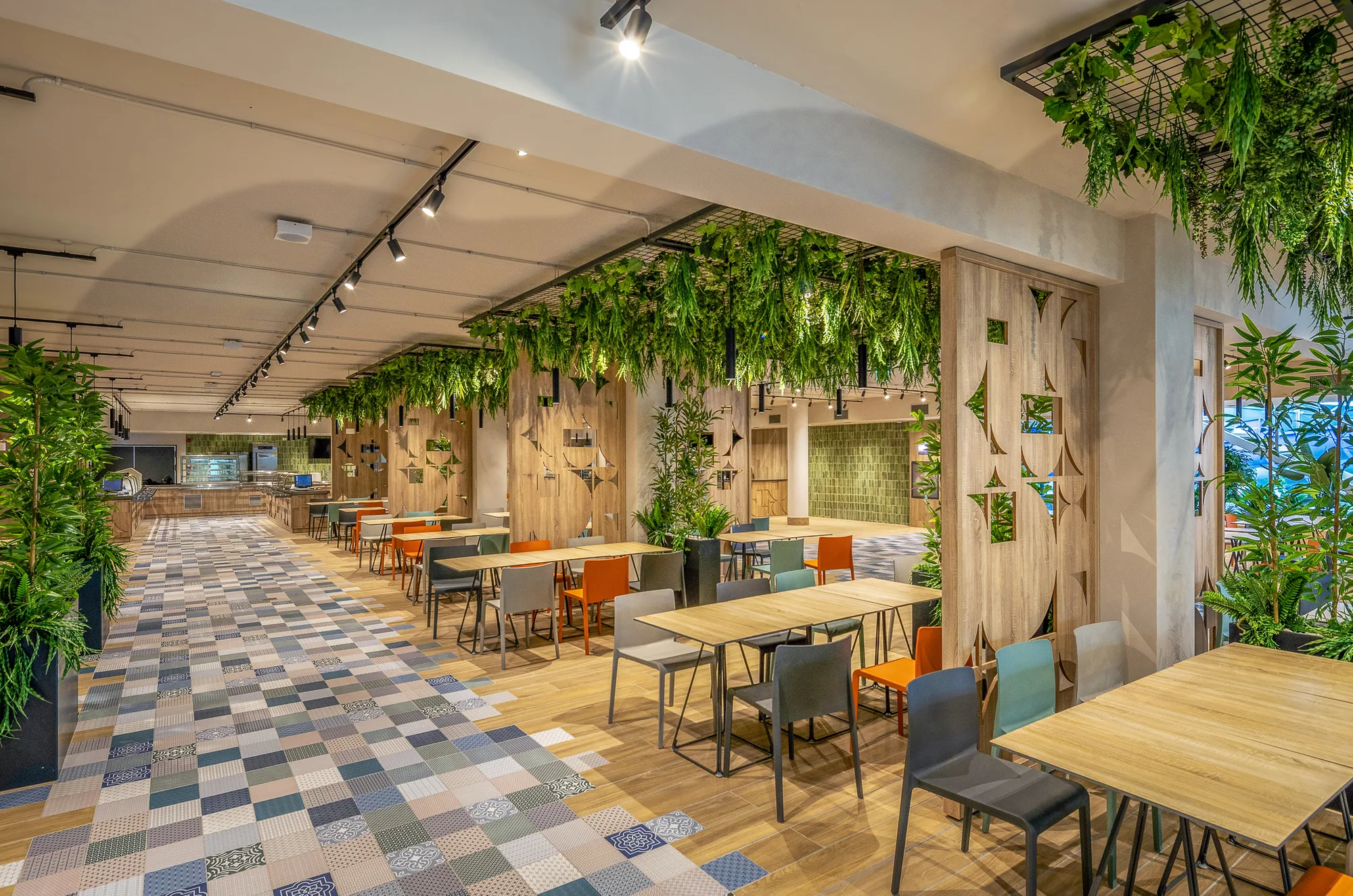 Amenajare interioara comerciala — AMAZONIA AQUAPARK, stil biophilic contemporan, Timisoara. Imagine 8 din 12
