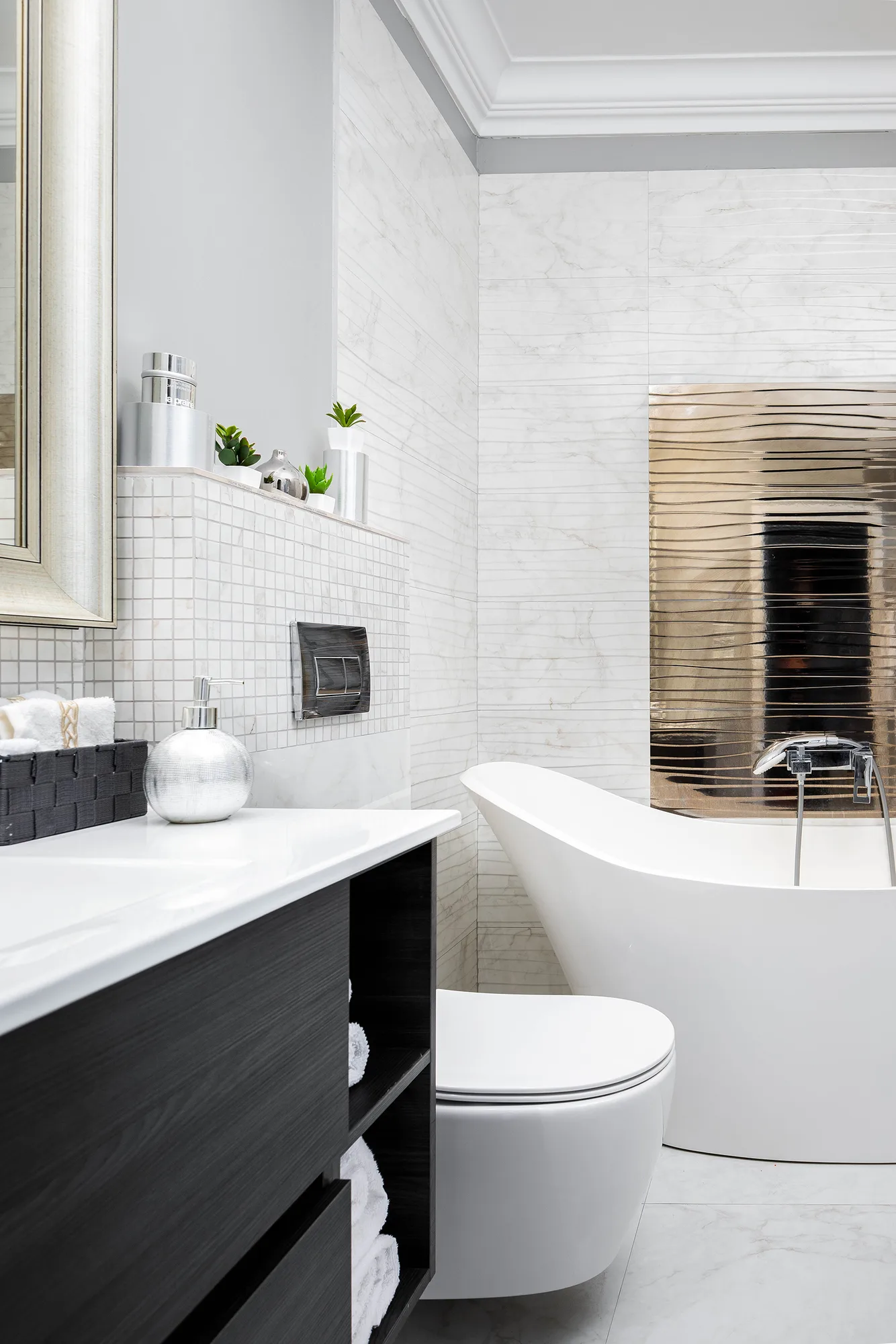Amenajare interioara rezidentiala — APARTAMENT GLAM CONTEMPORAN, stil modern eclectic cu influente glam, Resita. Imagine 8 din 8
