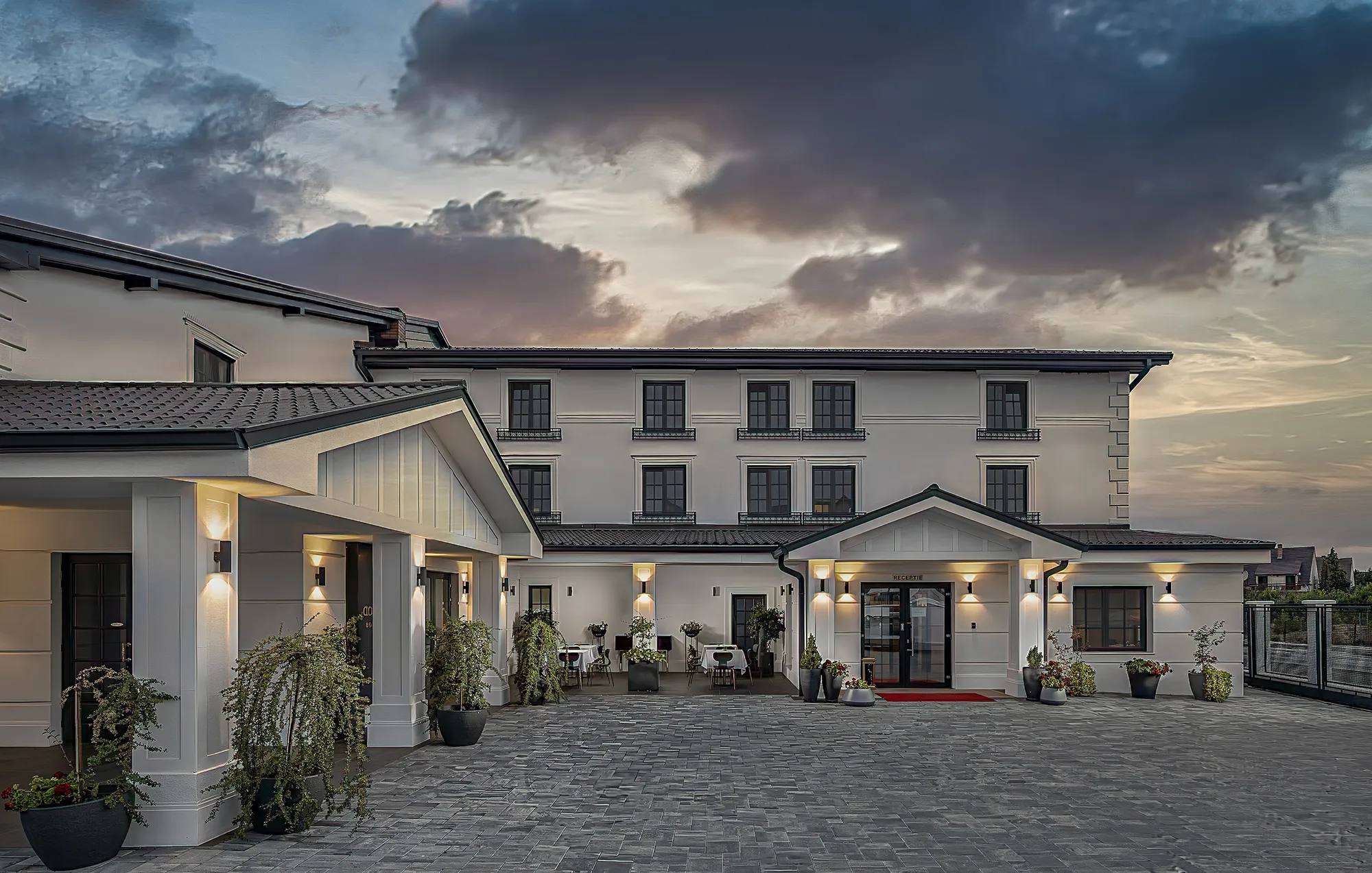 Amenajare interioara comerciala — DONNA ANA BOUTIQUE HOTEL, stil contemporan cu accente glam, Timisoara. Imagine 18 din 18