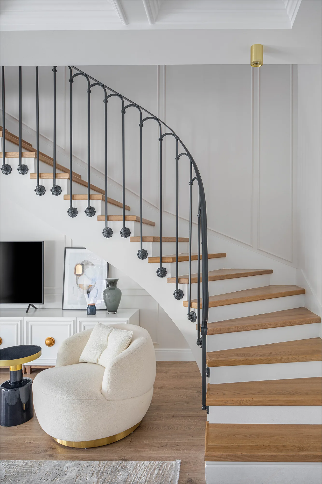Amenajare interioara rezidentiala — Vila contemporana cozy, stil tranzitional, Timisoara. Imagine 4 din 11