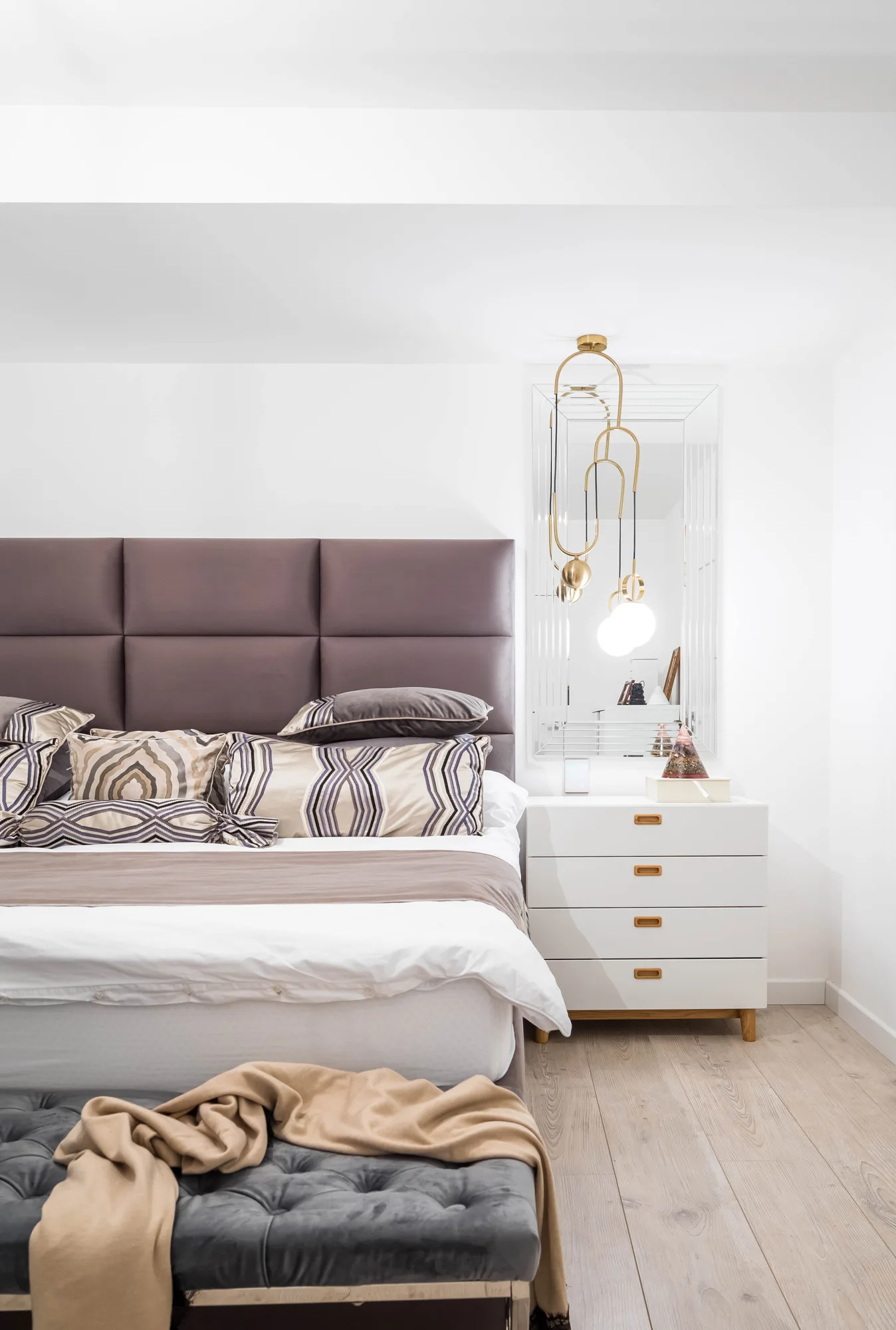 Amenajare interioara rezidentiala — VILA MODERNA MINIMALISTA, stil contemporan, Timisoara. Imagine 8 din 9