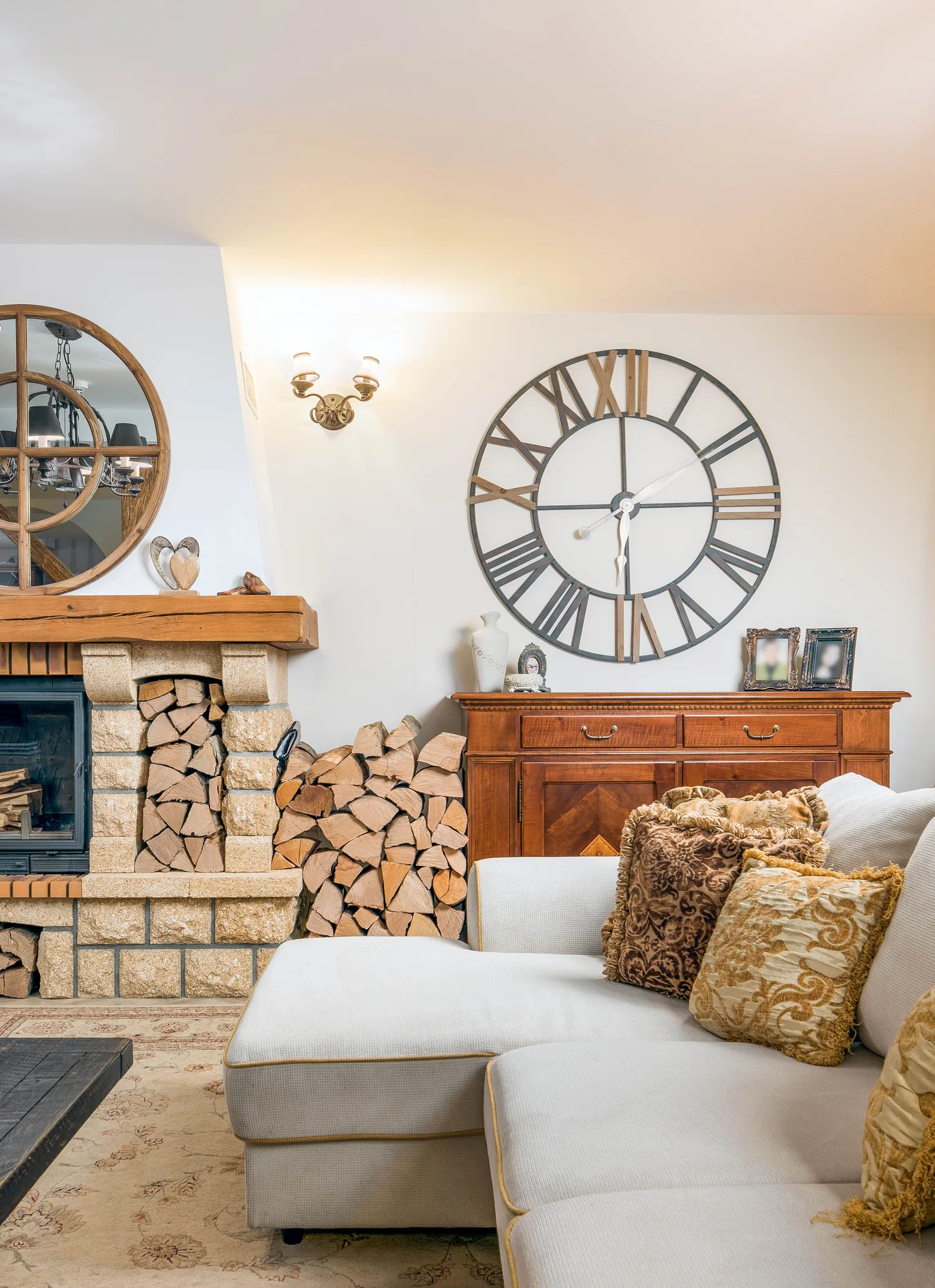 Amenajare interioara rezidentiala — Restructurare casa veche, peste 100 de ani vechime, stil rustic-elegant, traditie banateana, Garana, Banatul Montan. Imagine 3 din 9