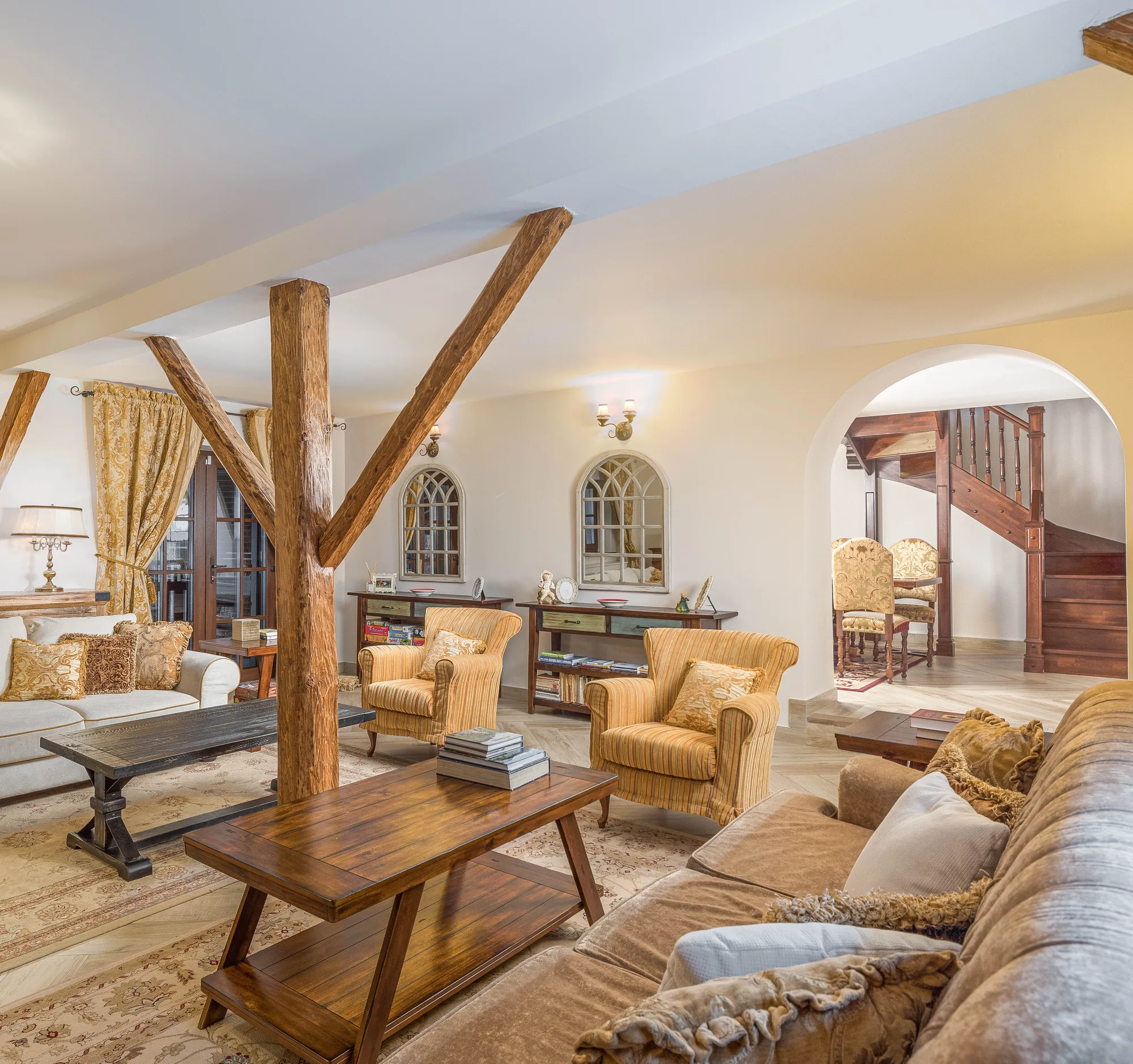 Amenajare interioara rezidentiala — Restructurare casa veche, peste 100 de ani vechime, stil rustic-elegant, traditie banateana, Garana, Banatul Montan. Imagine 4 din 9