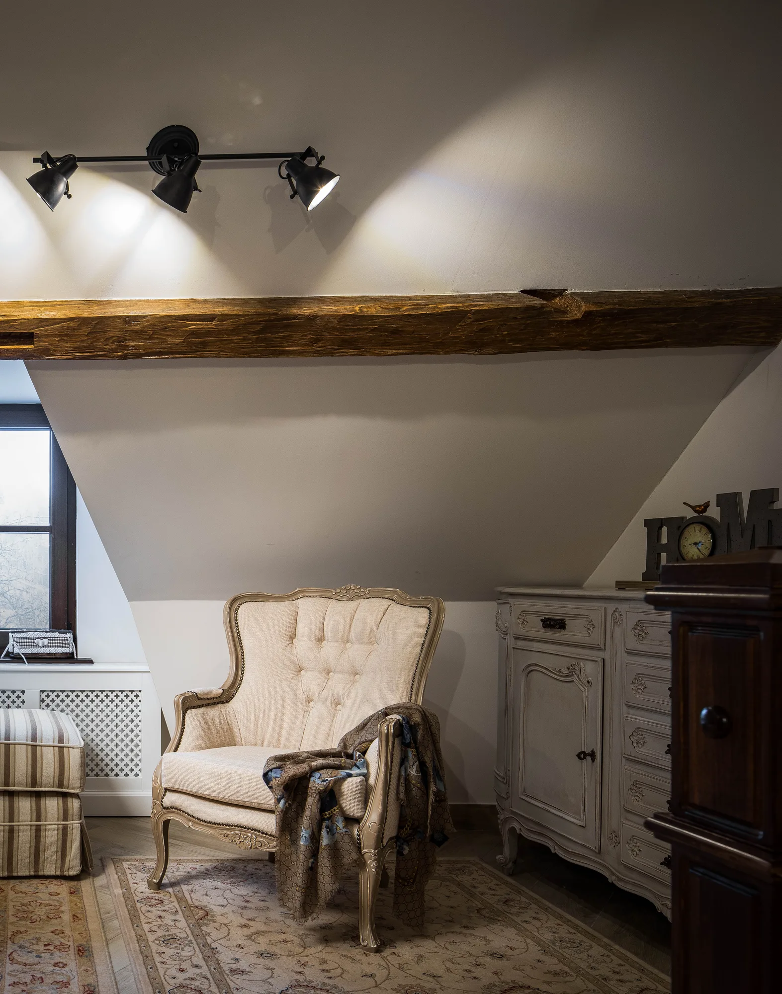 Amenajare interioara rezidentiala — Restructurare casa veche, peste 100 de ani vechime, stil rustic-elegant, traditie banateana, Garana, Banatul Montan. Imagine 8 din 9