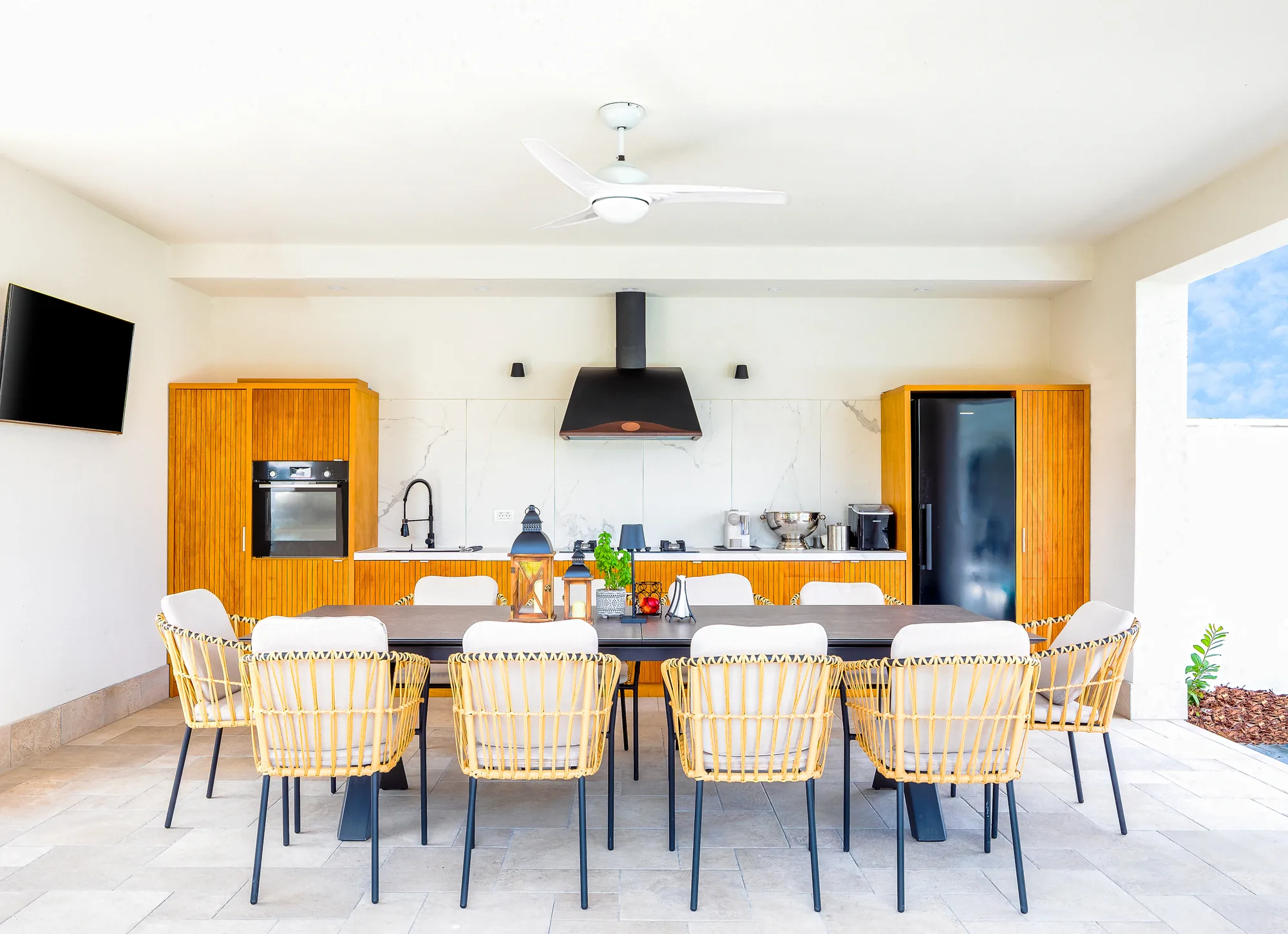 Amenajare interioara rezidentiala — VILA IN STIL FARMHOUSE CONTEMPORAN, stil farmhouse si rustic, Dumbravita. Imagine 5 din 22