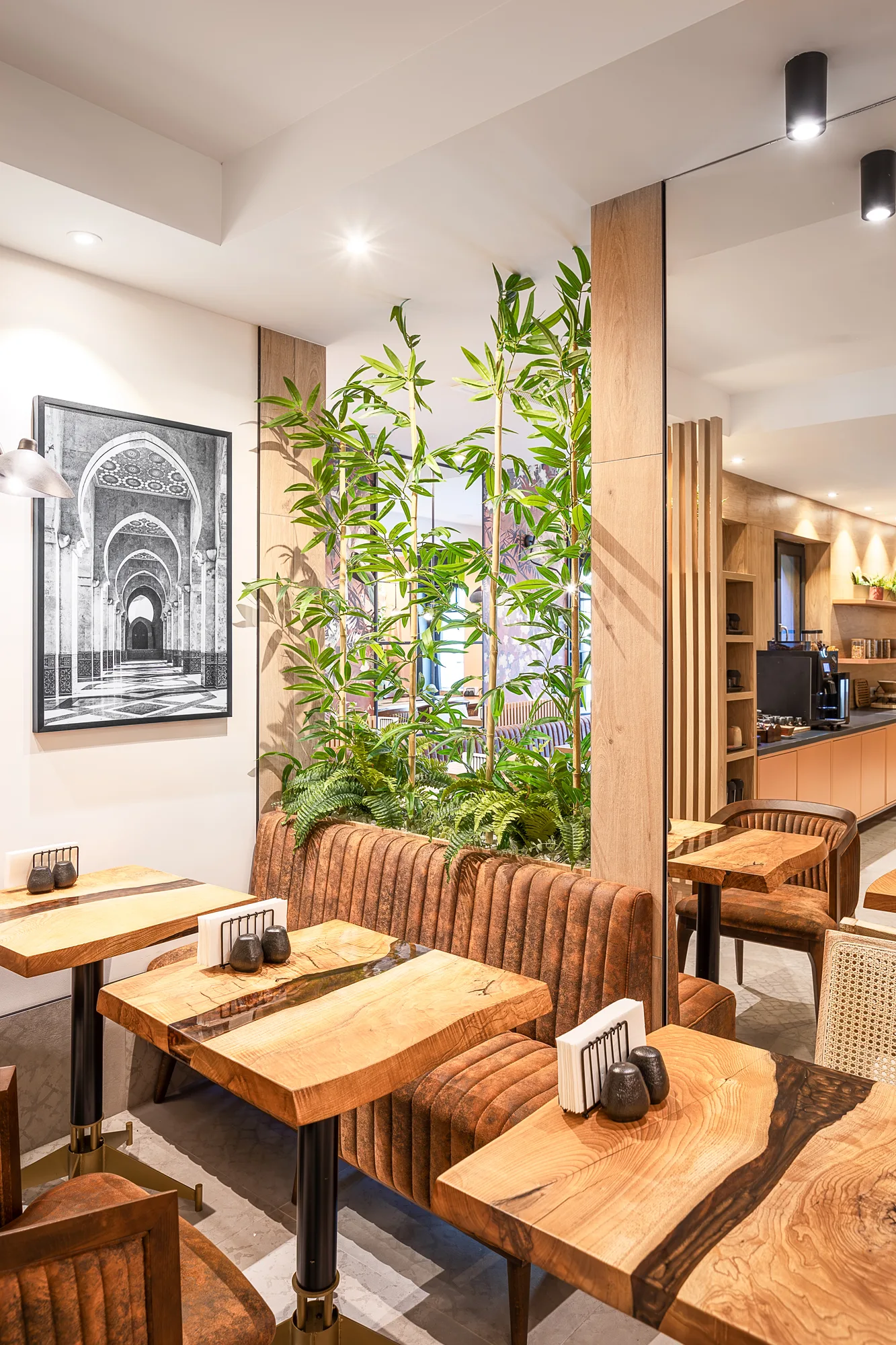 Amenajare interioara comerciala — HOTEL BRANCO, stil contemporan, Timisoara. Imagine 4 din 26