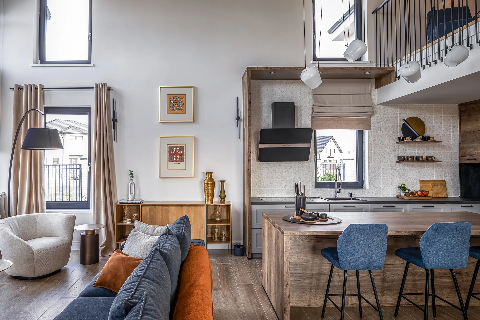 Amenajare interioara rezidentiala — VILA MODERNA CU INFLUENTE SCANDINAVE, stil contemporan, Timisoara. Imagine 2 din 15