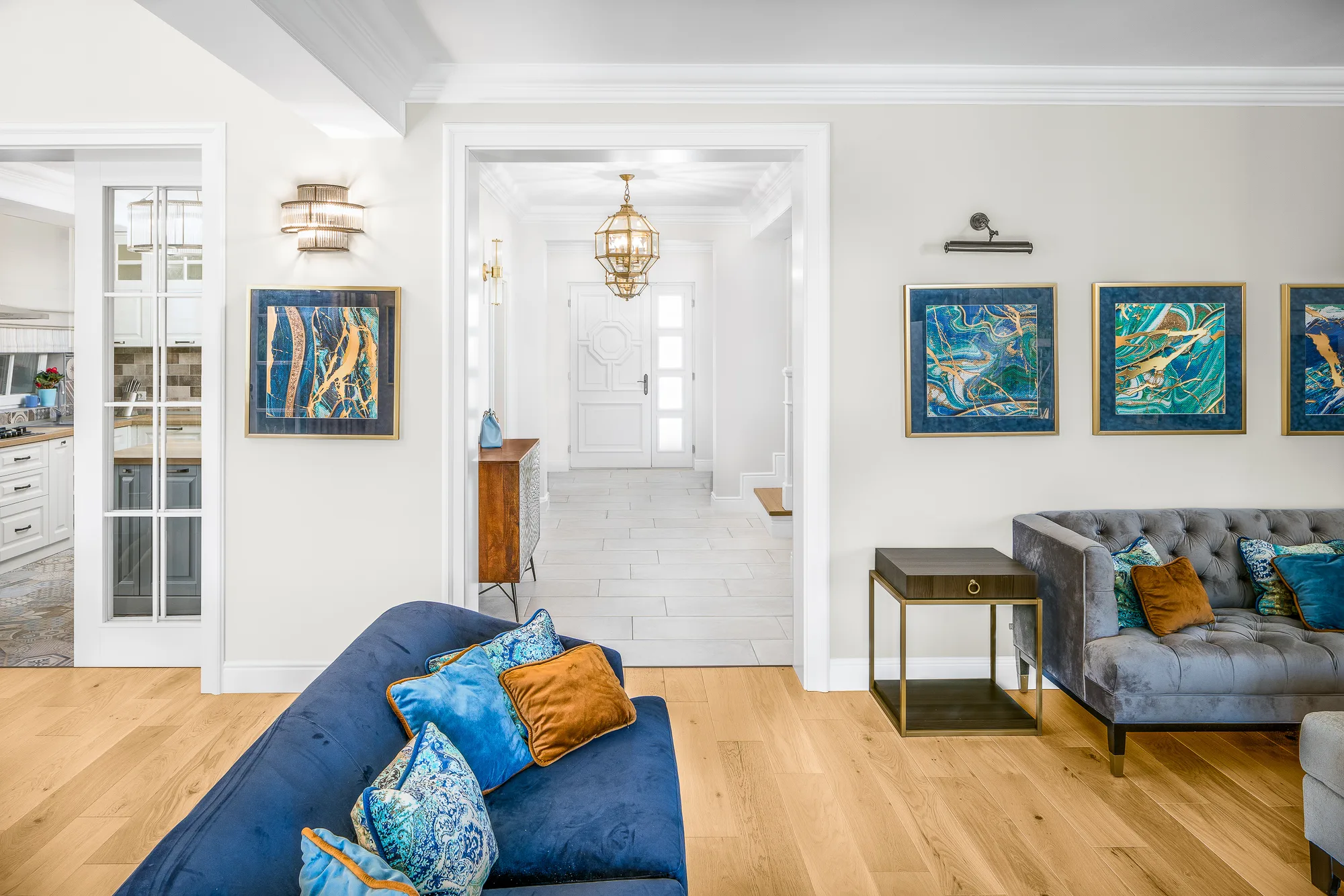 Amenajare interioara rezidentiala — CASA NEOCLASICA CONTEMPORANA, stil tranzitional, Timisoara. Imagine 3 din 12