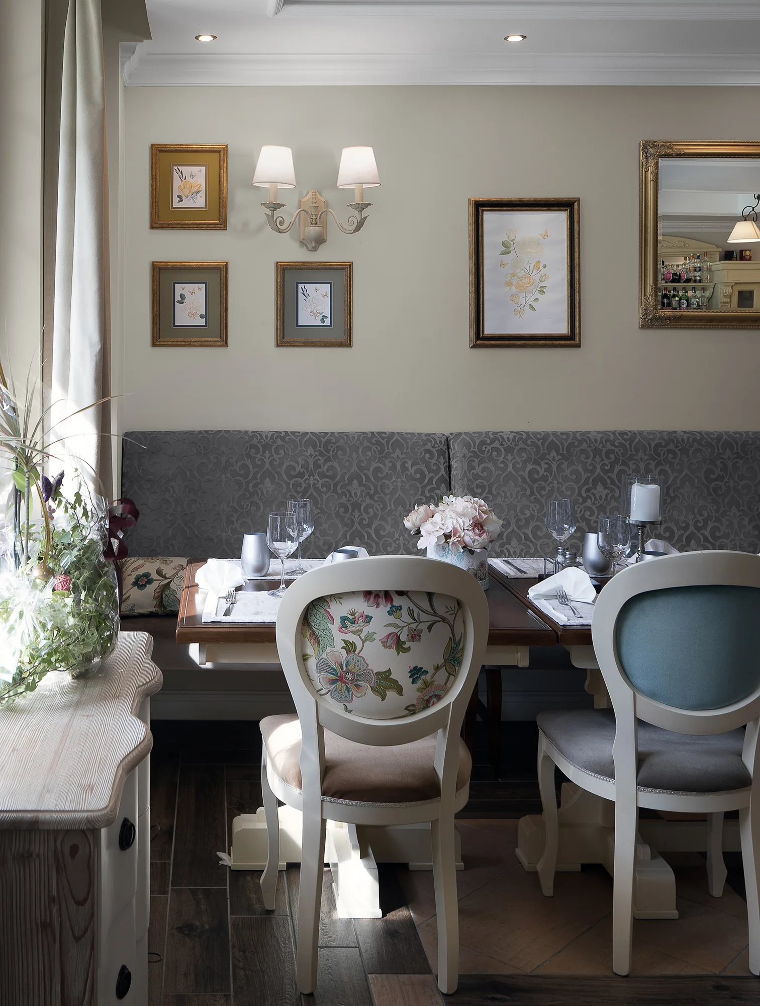Amenajare interioara comerciala — PENSIUNEA DIMITRIOS, stil rustic elegant, Baile Herculane. Imagine 8 din 9