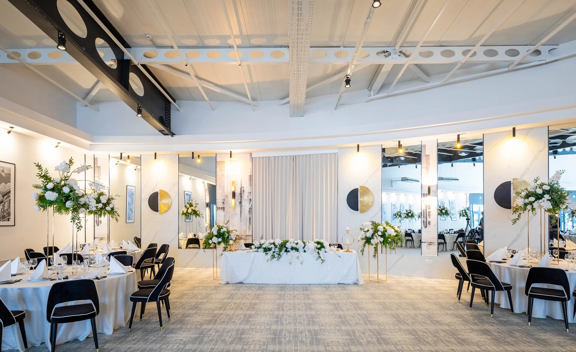 Amenajare interioara comerciala — SALA EUROPA/CRAFT TIMISOARA, stil glam contemporan, Timisoara. Imagine 2 din 10